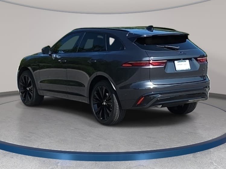 Used 2026 Jaguar F-PACE R-Dynamic S AWD/4WD image 7