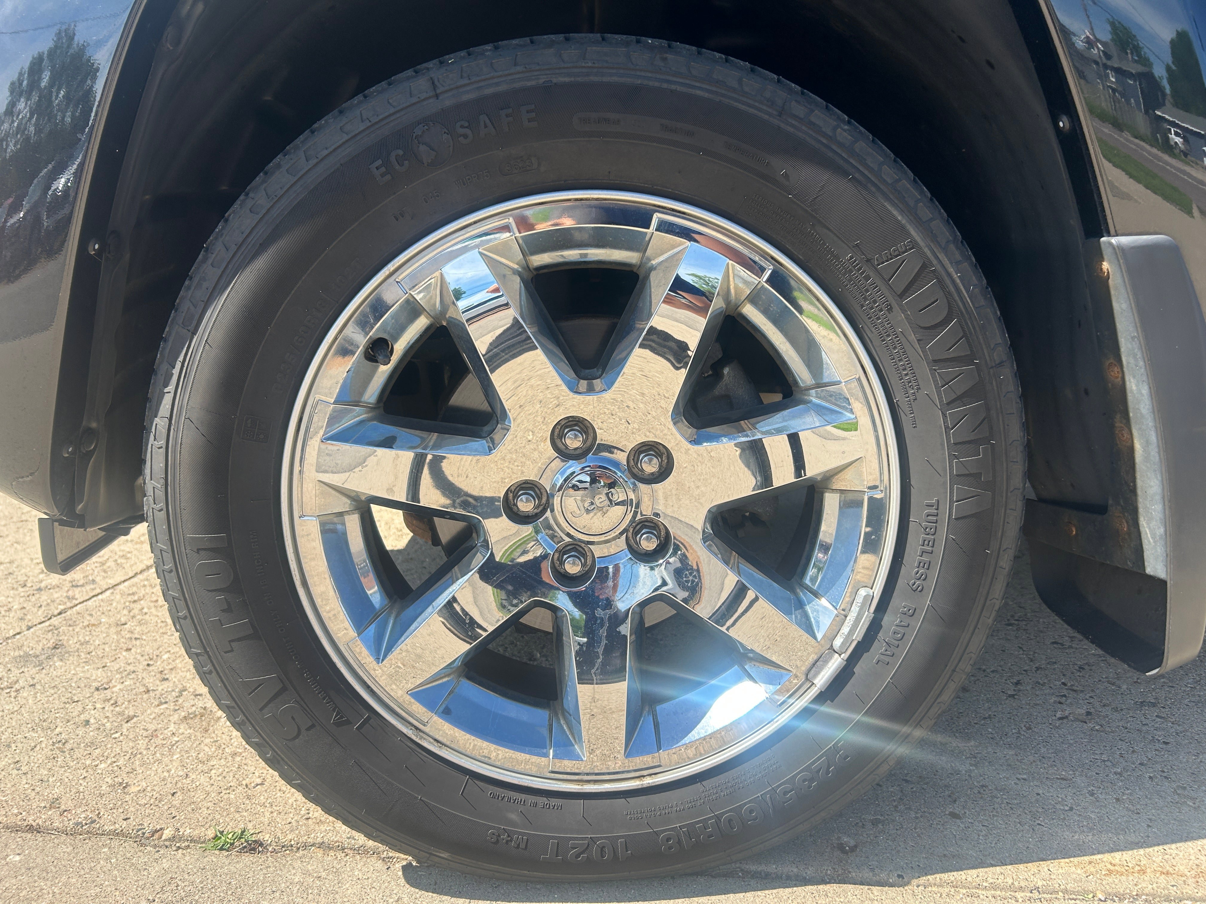 Used 2012 Jeep Liberty Sport AWD/4WD image 10