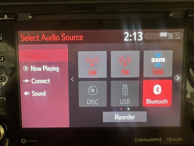 Used 2018 Toyota Sienna LE w/ Carpet Mat Package FWD image 19
