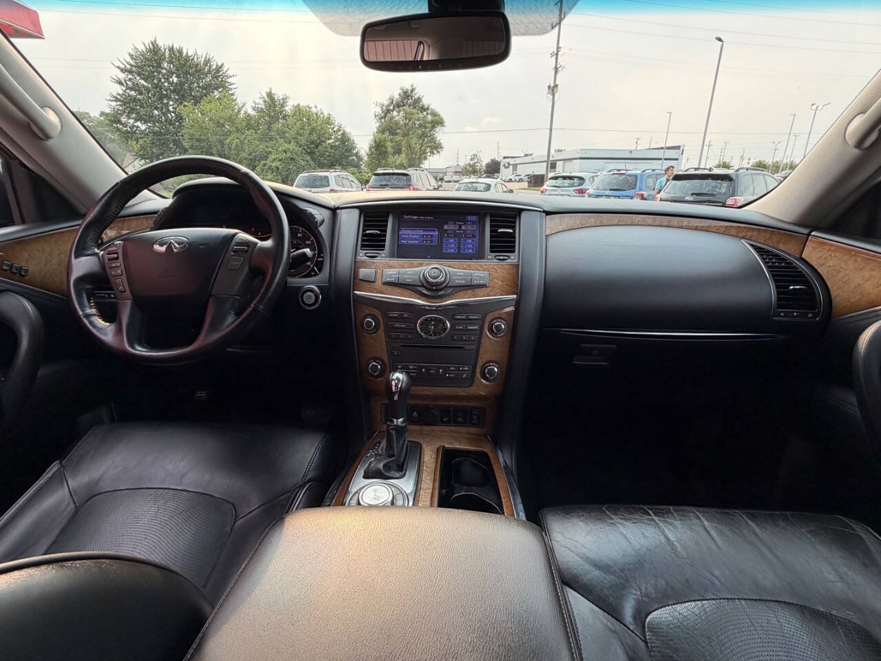 Used 2014 INFINITI QX80 4WD w/ Theater Package image 15