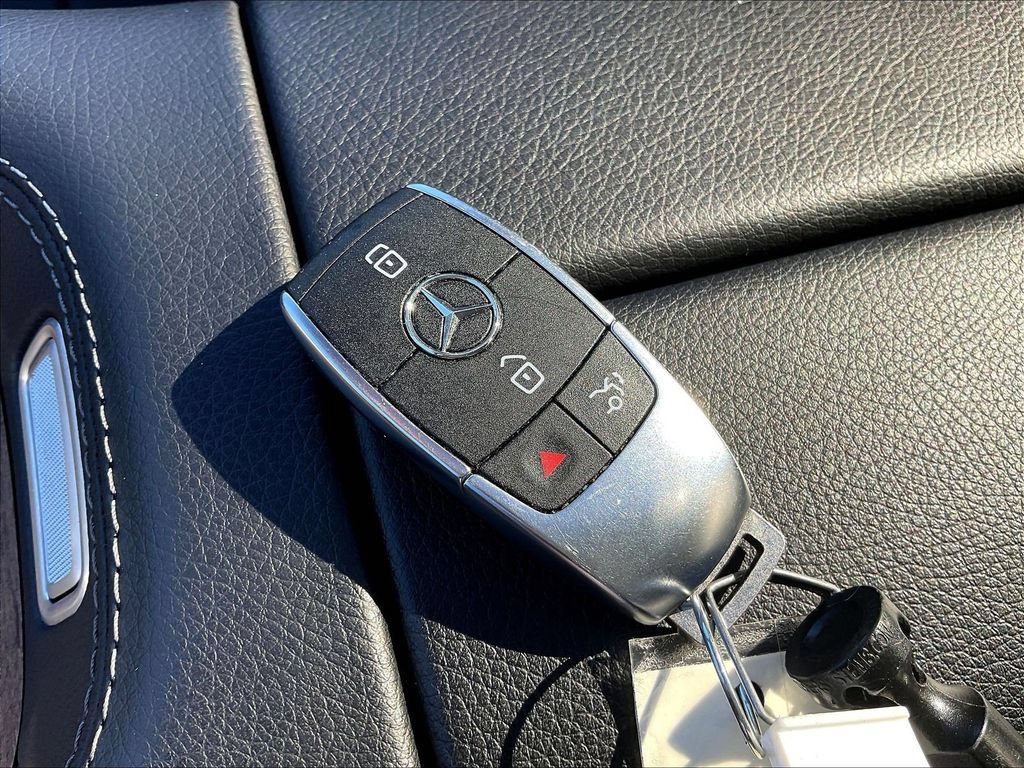 Certified 2025 Mercedes-Benz GLE 450 4MATIC image 37