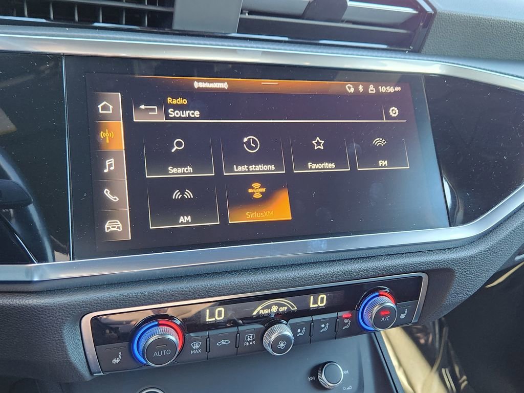 Used 2024 Audi Q3 2.0T Premium image 7