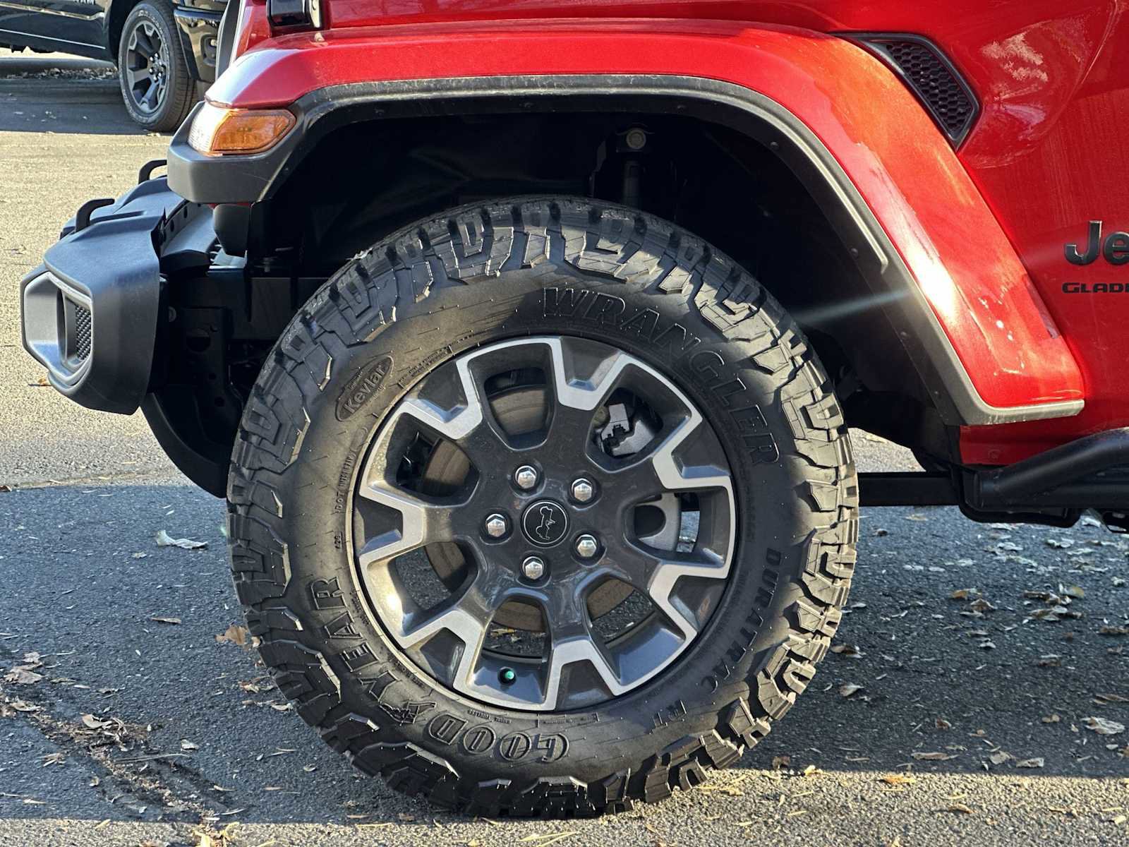 New 2025 Jeep Gladiator Sport w/ Premium Package image 17