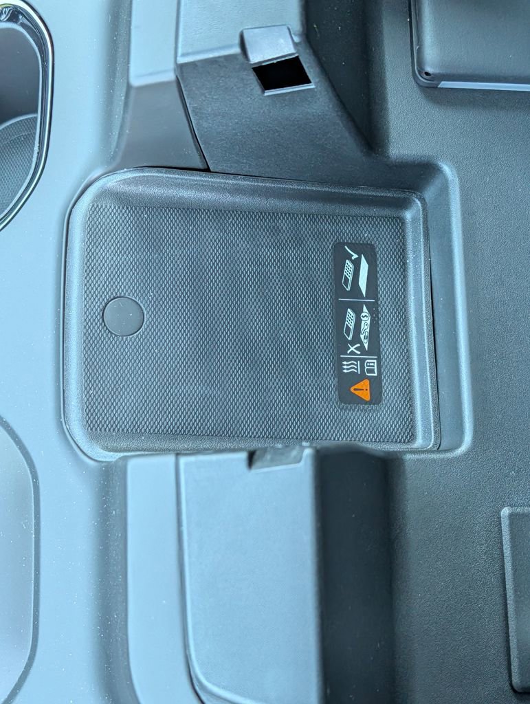 New 2026 GMC Sierra 1500 AT4 w/ Technology Package image 55