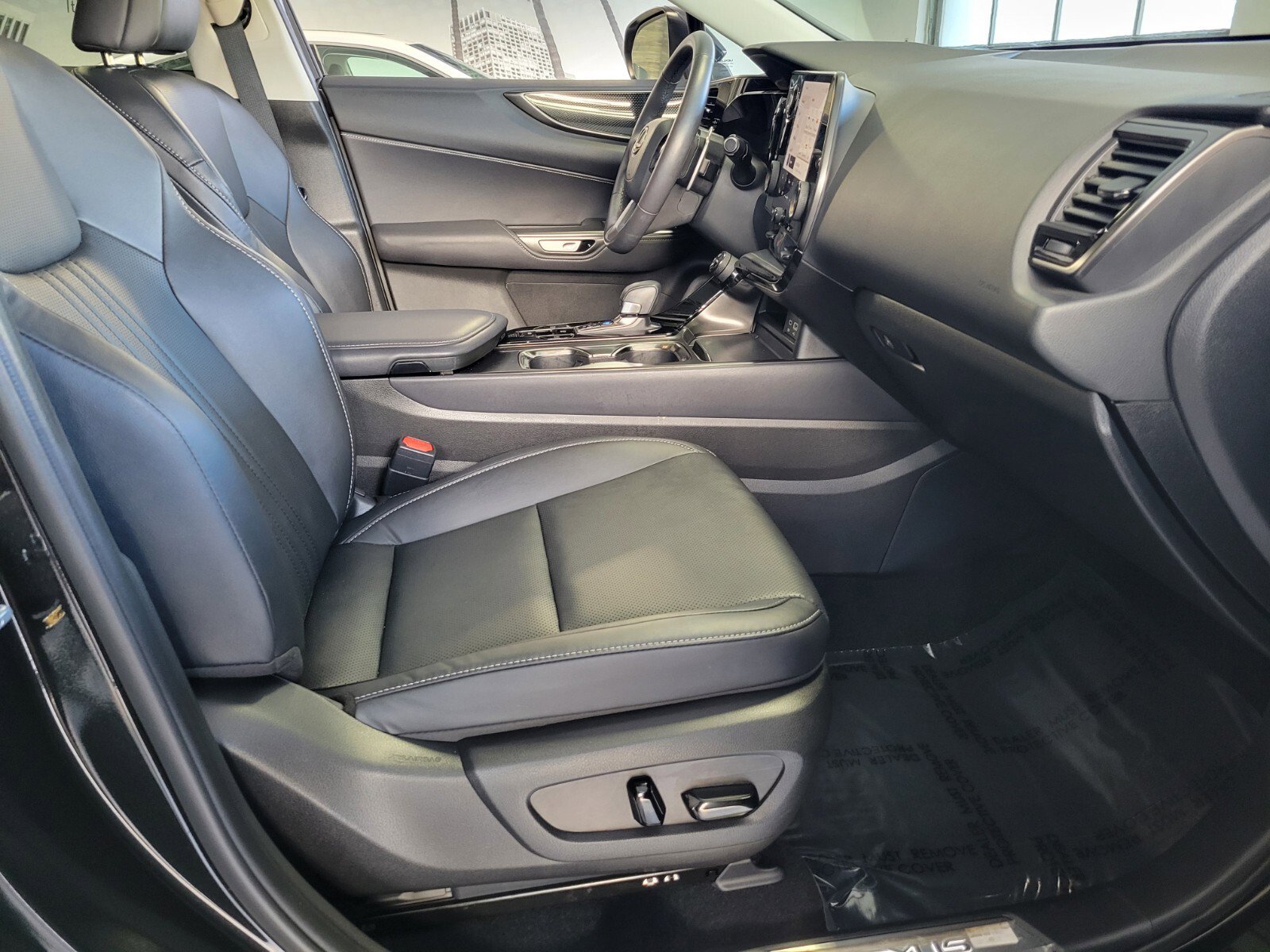 Certified 2025 Lexus NX 250 FWD image 16