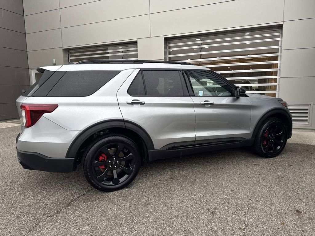 Used 2022 Ford Explorer ST w/ Equipment Group 401A AWD/4WD image 8