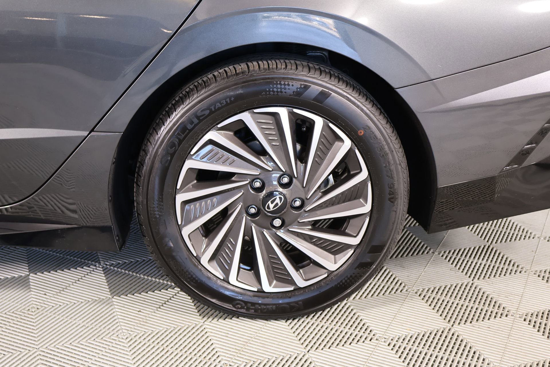 Certified 2025 Hyundai Sonata SEL image 17