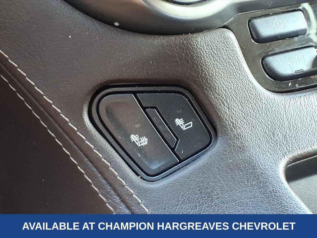 Used 2020 Chevrolet Suburban LT image 33