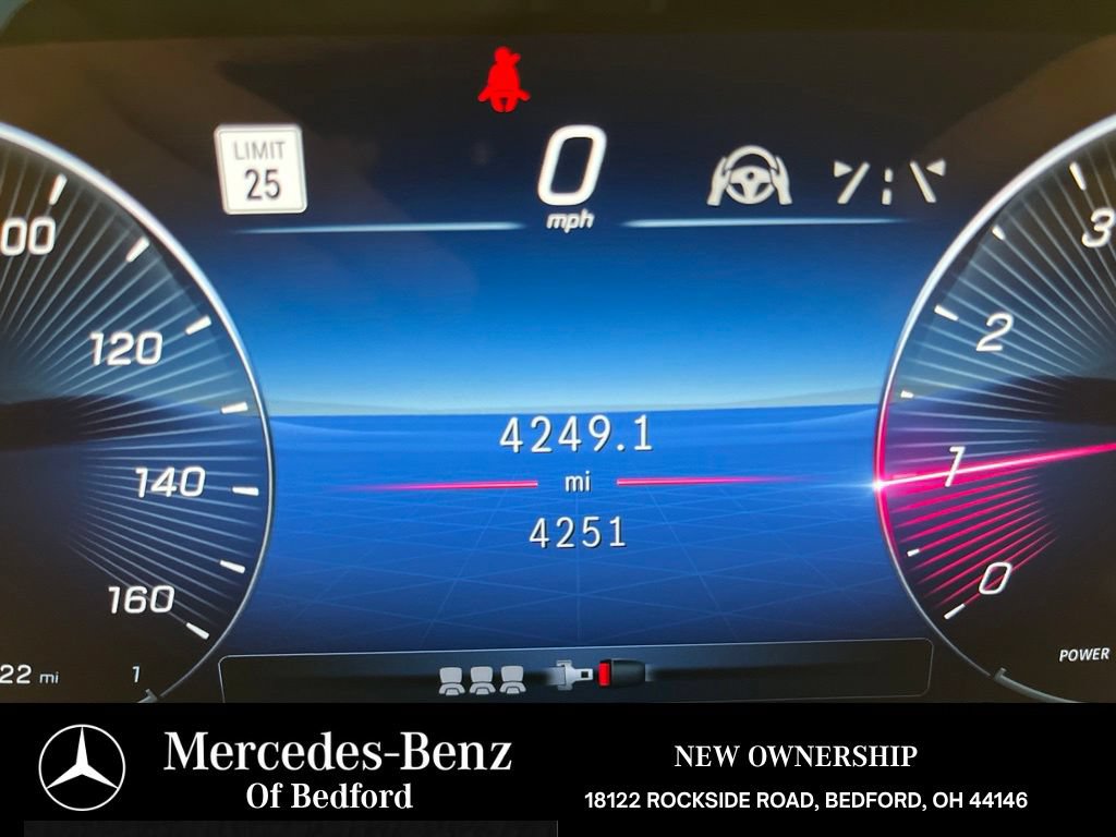 Used 2026 Mercedes-Benz GLB 250 4MATIC image 30