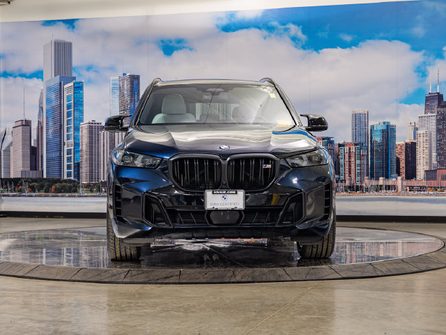 Used 2024 BMW X5 M60i AWD/4WD image 3