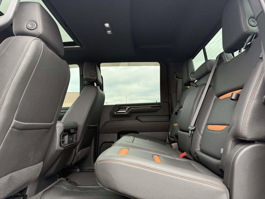 Used 2024 GMC Sierra 2500 AT4 w/ AT4 Premium Plus Package image 25