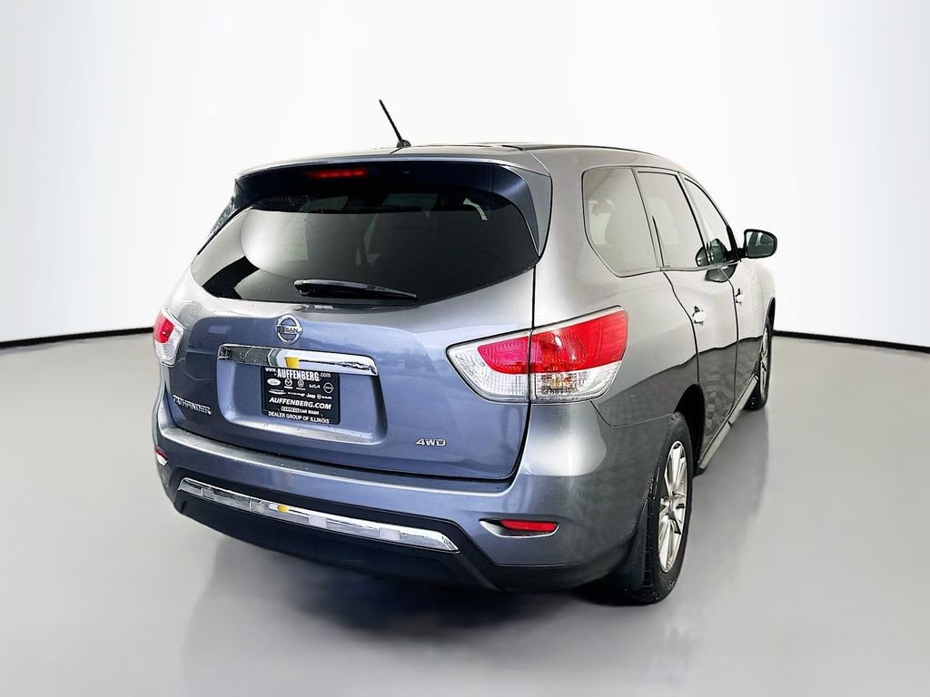 Used 2015 Nissan Pathfinder S image 7