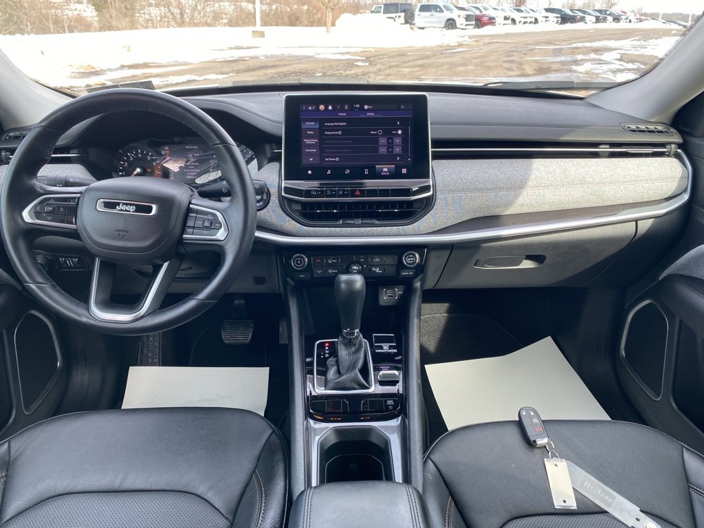 Used 2022 Jeep Compass Latitude image 20