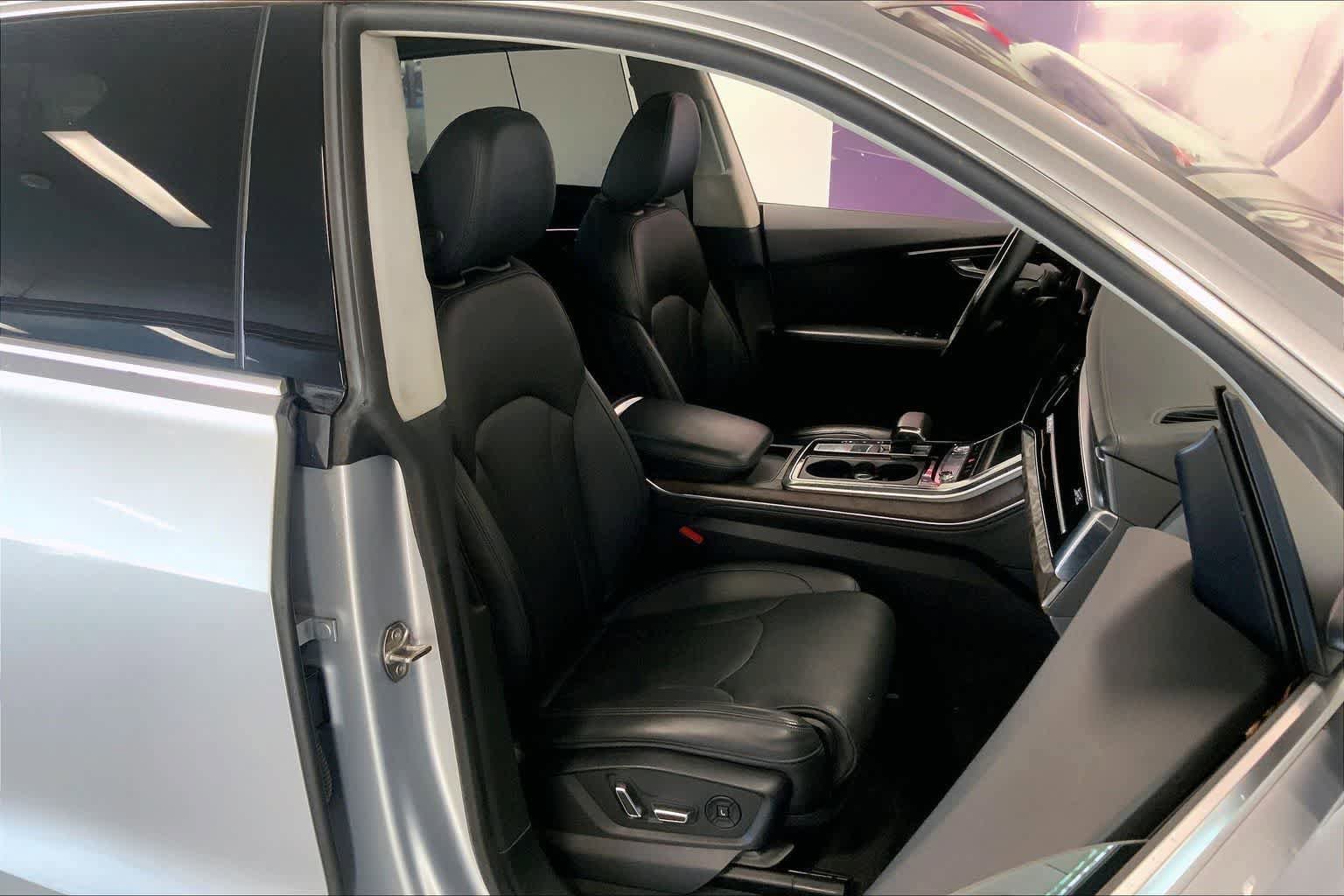 Used 2019 Audi Q8 Prestige image 12