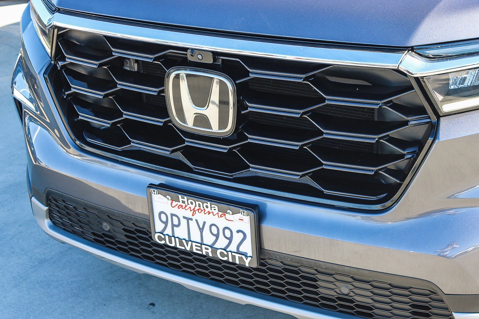 Used 2023 Honda Pilot Elite image 6