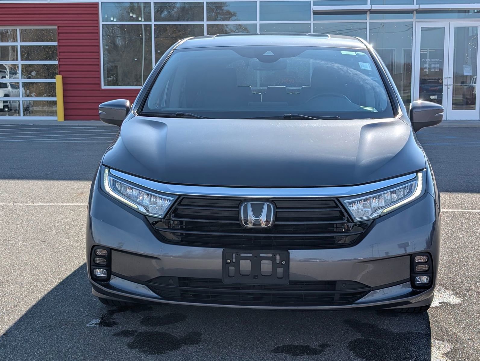 Used 2024 Honda Odyssey EX-L image 2