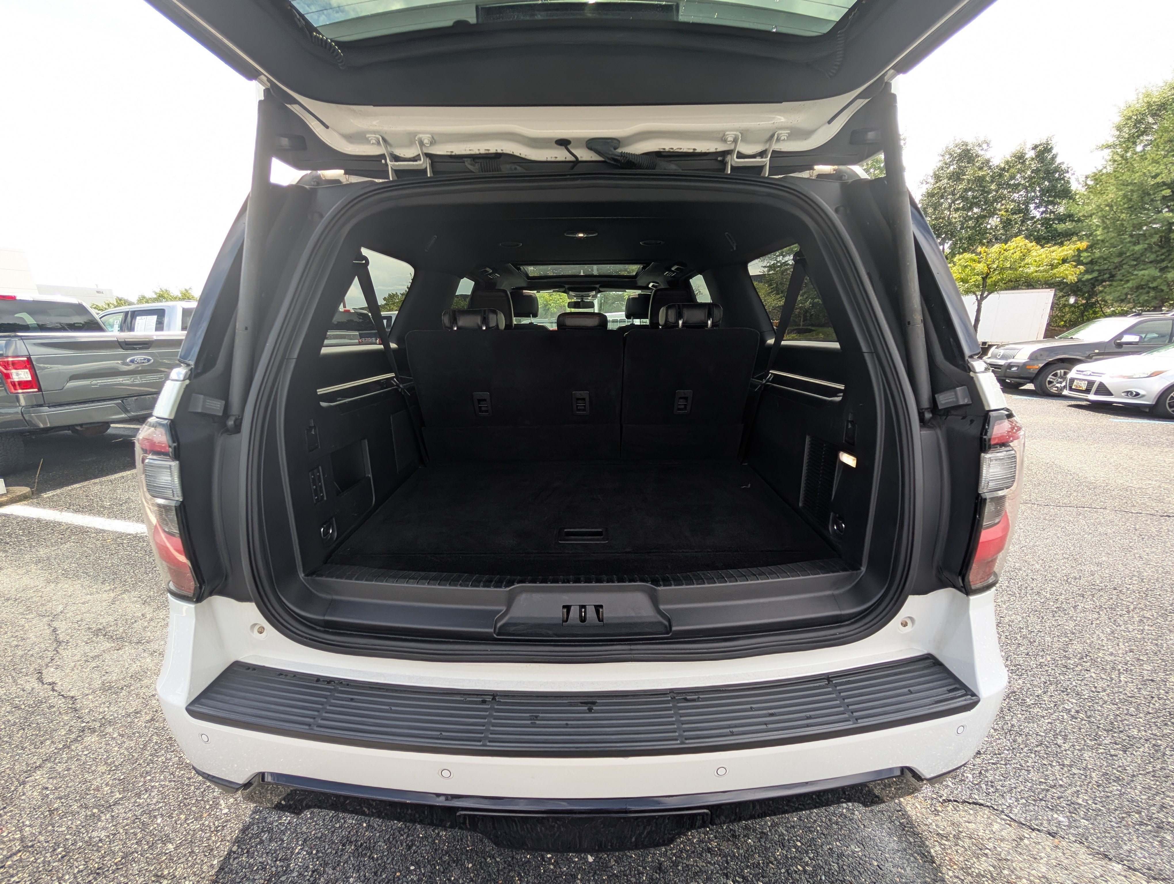 Certified 2021 Ford Expedition Max Limited AWD/4WD image 15