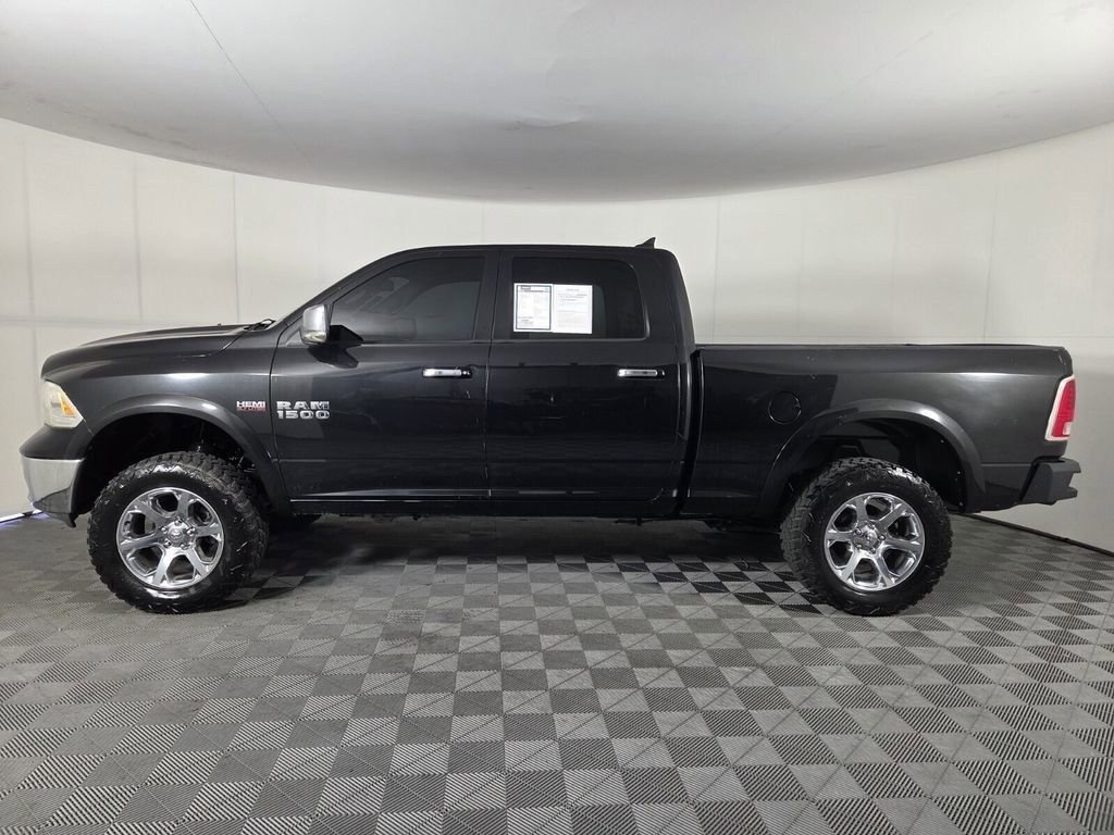 Used 2015 RAM 1500 Laramie w/ Convenience Group AWD/4WD image 8