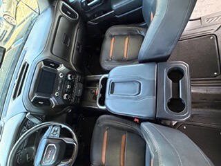 Used 2022 GMC Sierra 3500 AT4 w/ AT4 Preferred Package AWD/4WD image 36