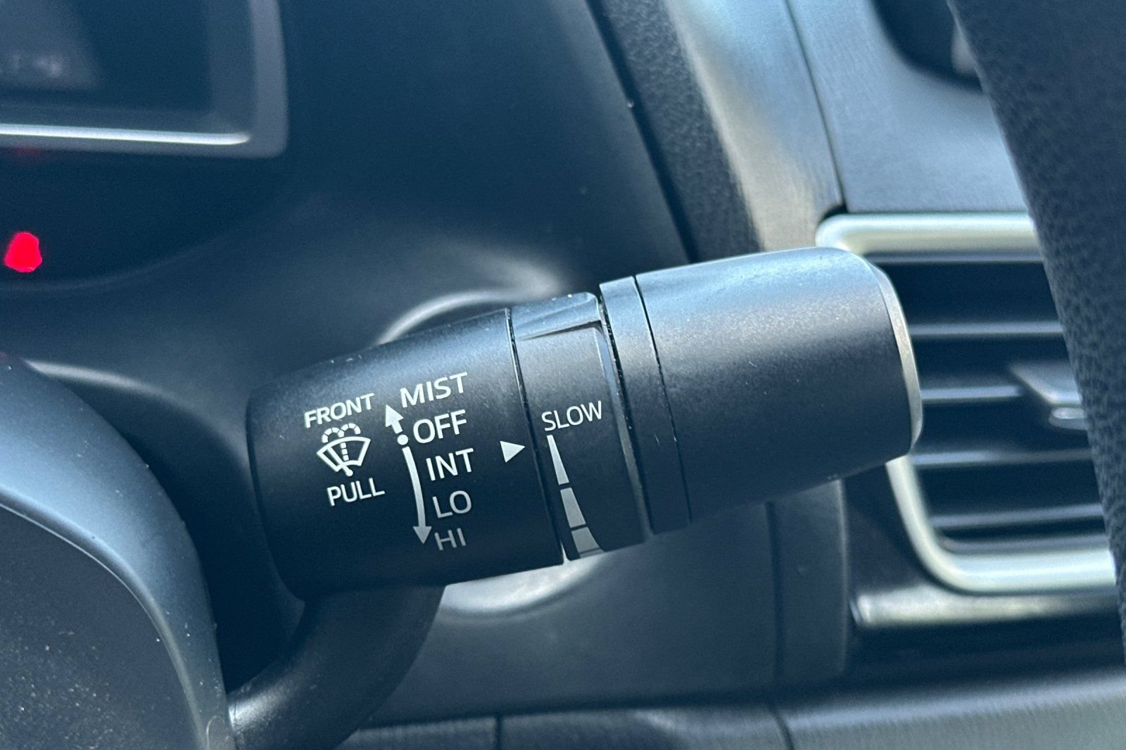Used 2014 MAZDA MAZDA3 i Sport FWD image 23