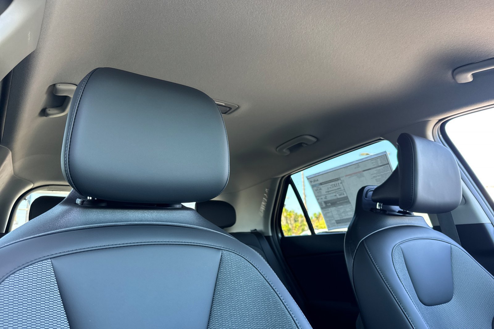 New 2026 Kia Niro Wind FWD image 17