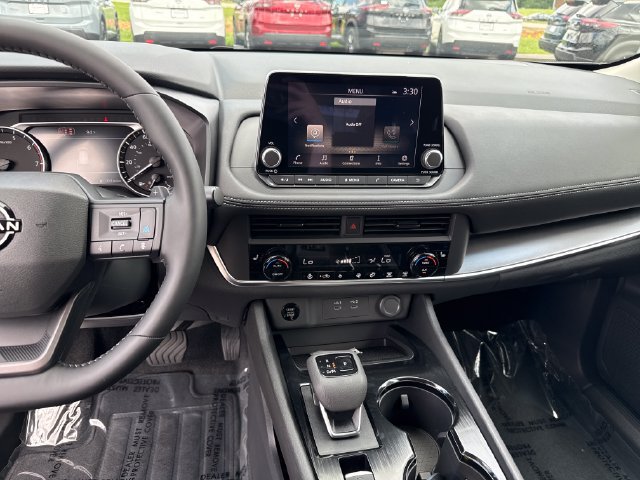New 2026 Nissan Rogue Dark Armor AWD/4WD image 19