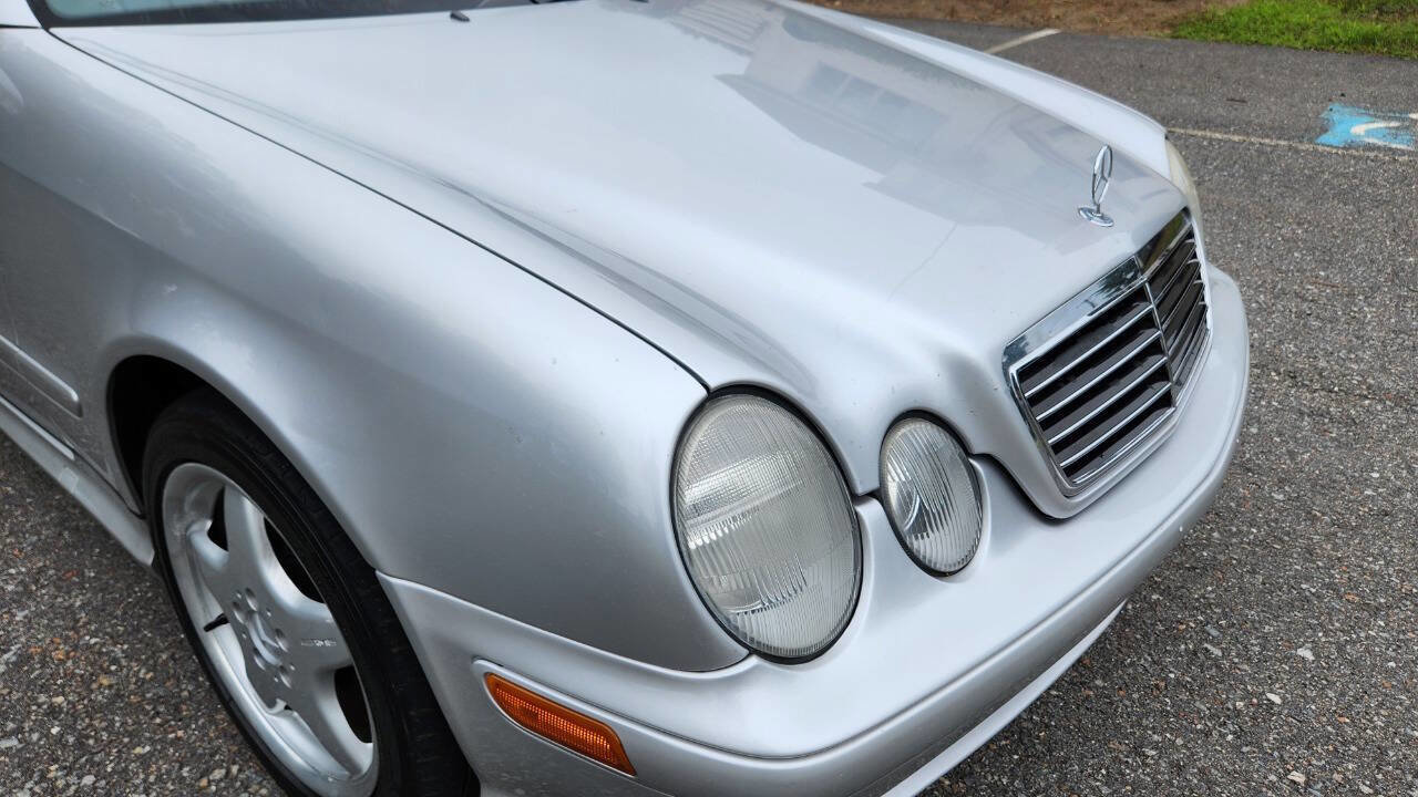 Used 2001 Mercedes-Benz CLK 430 Cabriolet image 23