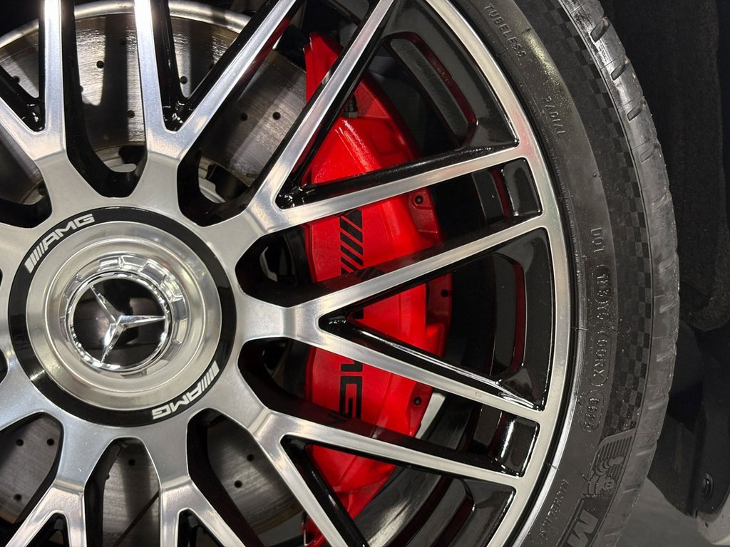 Used 2024 Mercedes-Benz S 63 AMG S w/ Rear Seat Package image 41