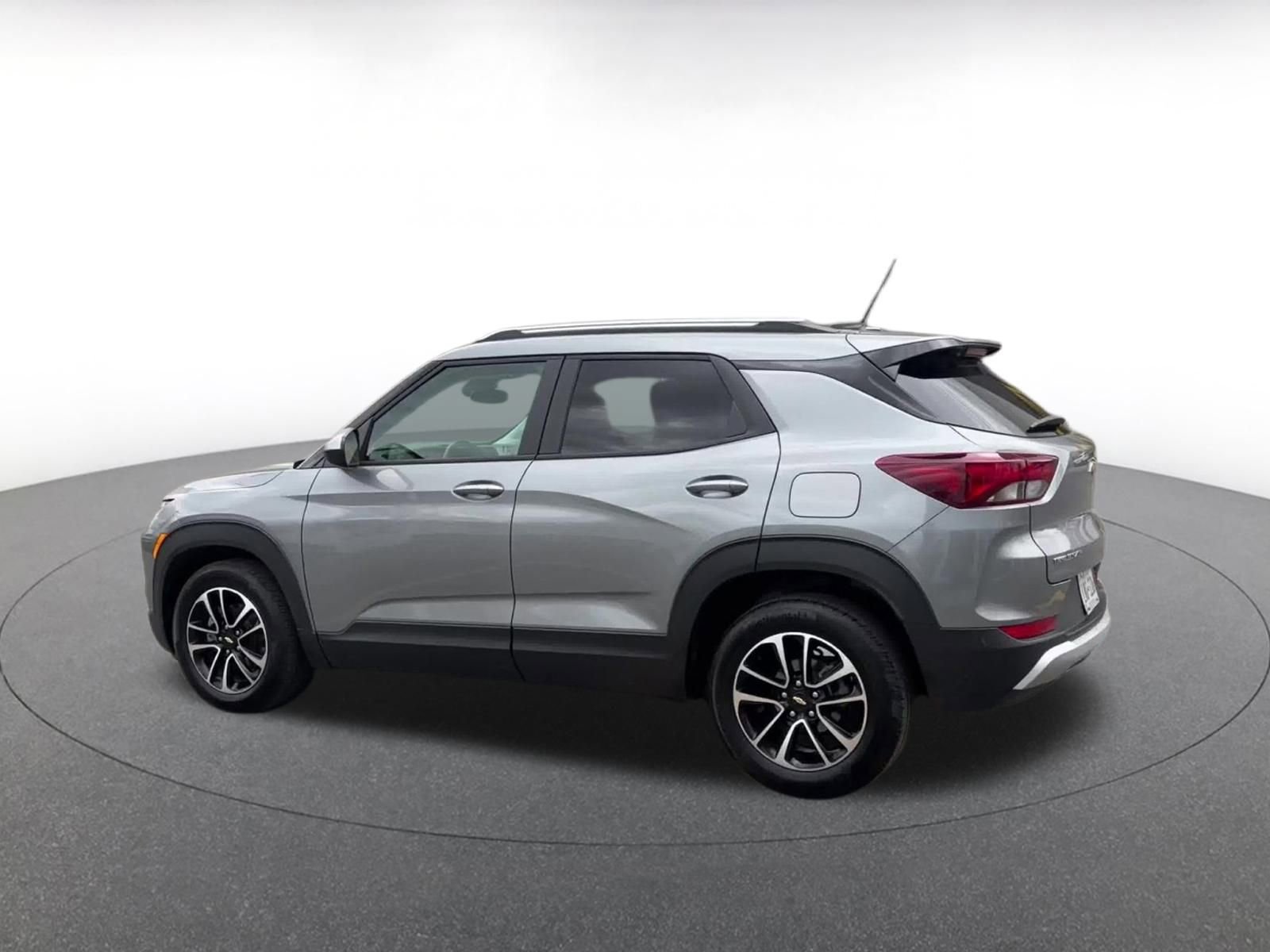 Used 2025 Chevrolet TrailBlazer LT image 10