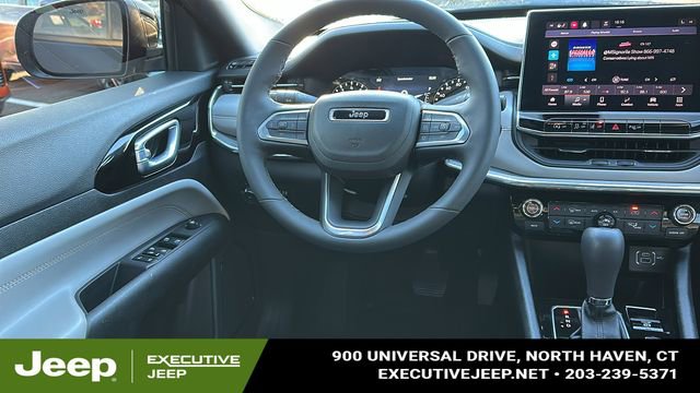 Used 2024 Jeep Compass Limited image 22