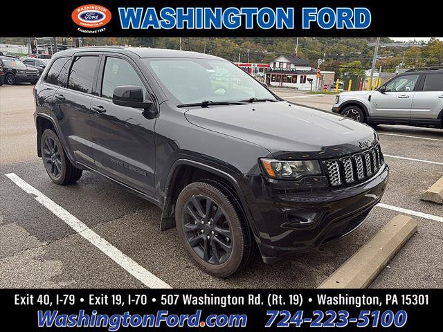 Used 2021 Jeep Grand Cherokee Laredo X AWD/4WD image 1