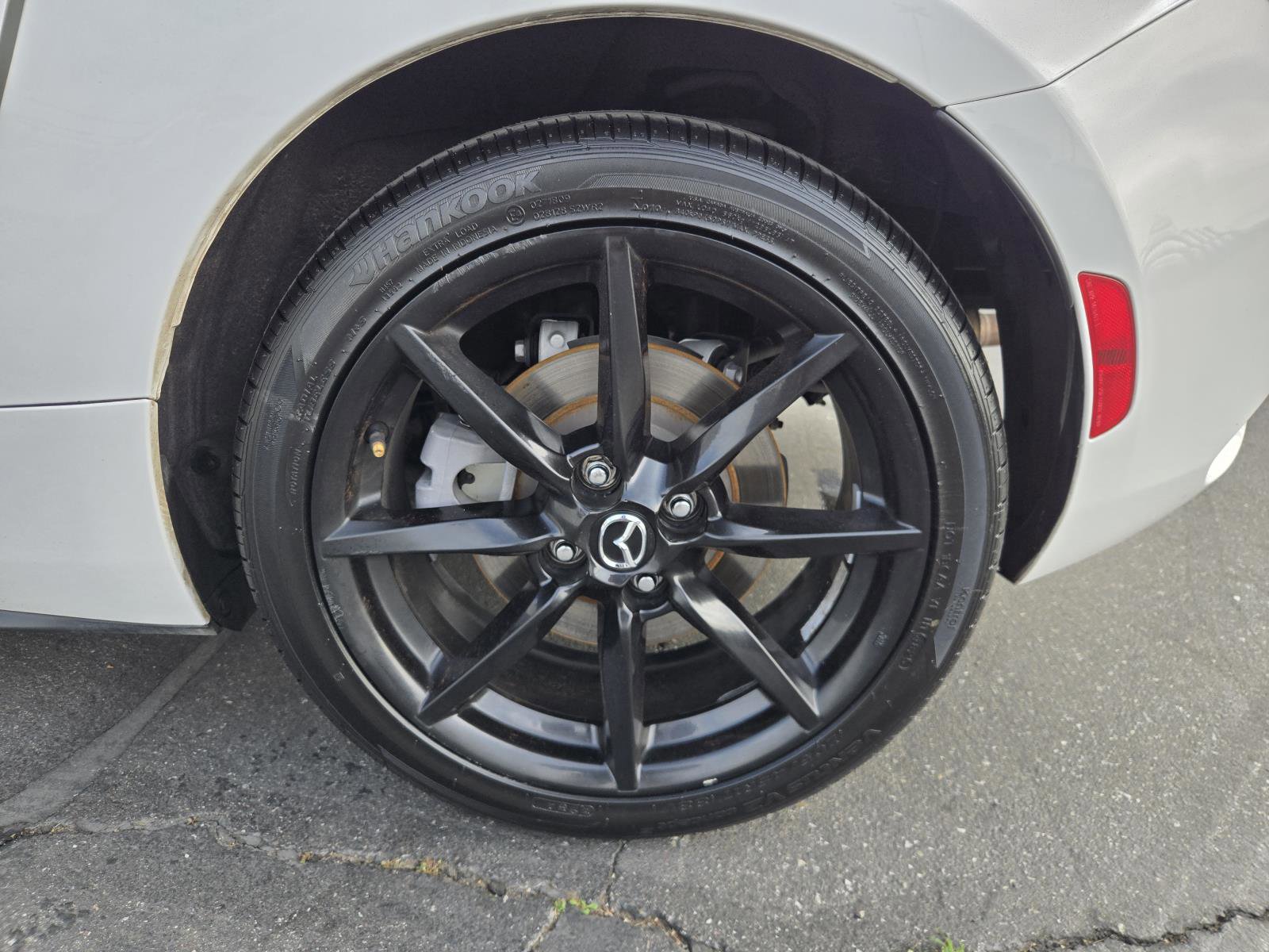 Used 2020 MAZDA MX-5 Miata RF Club RWD image 30