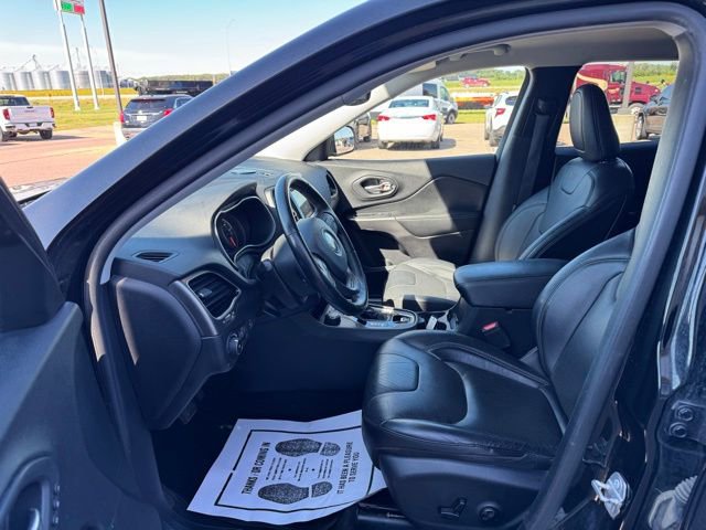 Used 2020 Jeep Cherokee Limited image 10