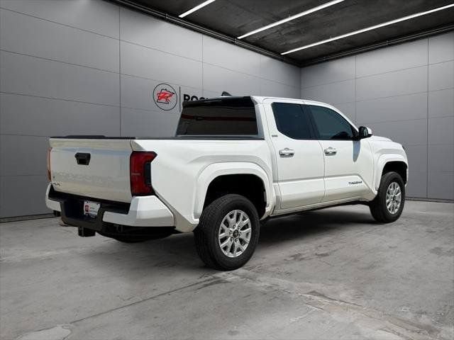 Certified 2025 Toyota Tacoma SR5 AWD/4WD image 77