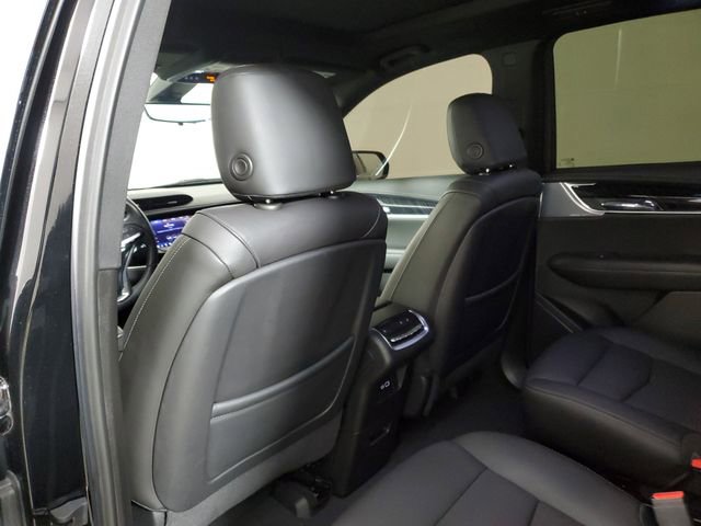 Used 2023 Cadillac XT6 Premium Luxury w/ Technology Package image 12