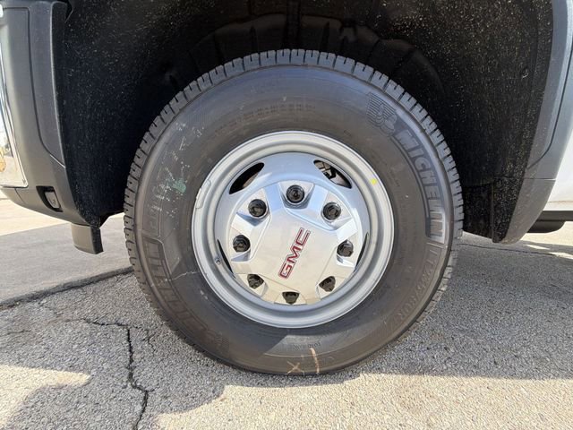 New 2026 GMC Sierra 3500 Pro image 28