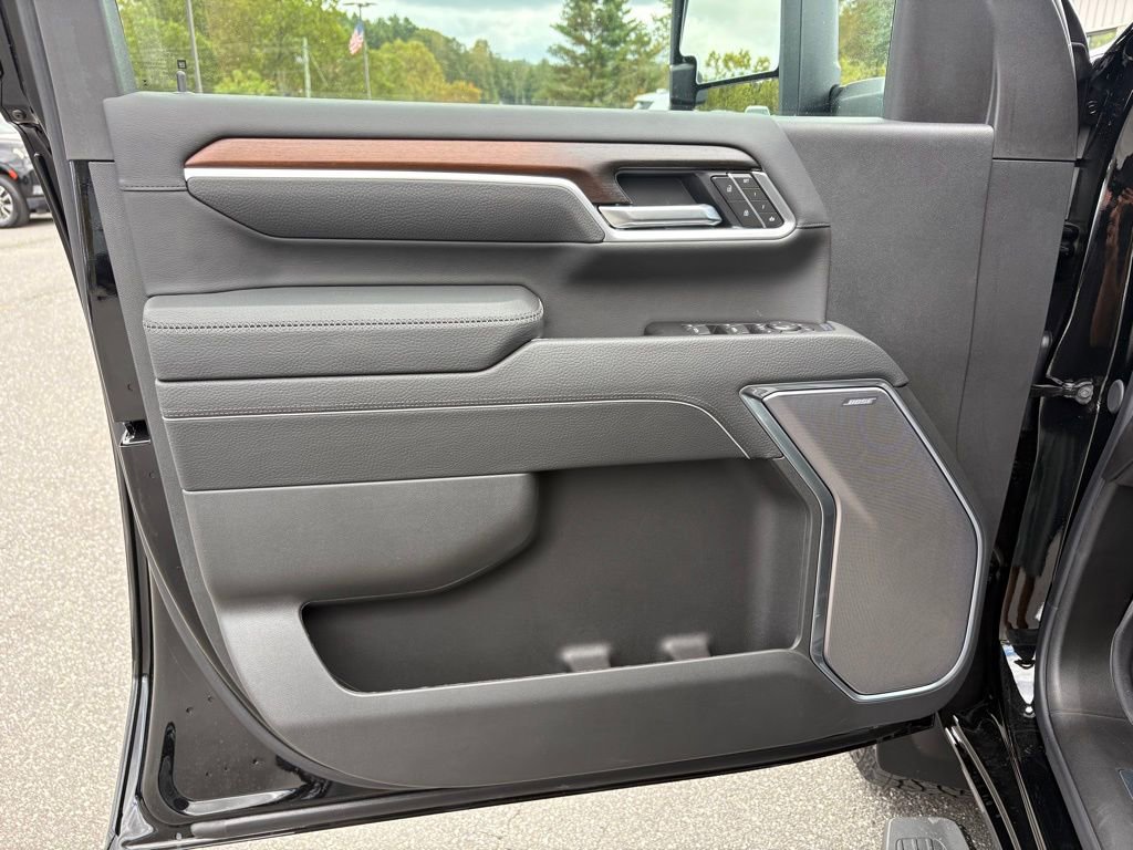 New 2026 GMC Sierra 3500 Denali w/ Denali Reserve Package image 41