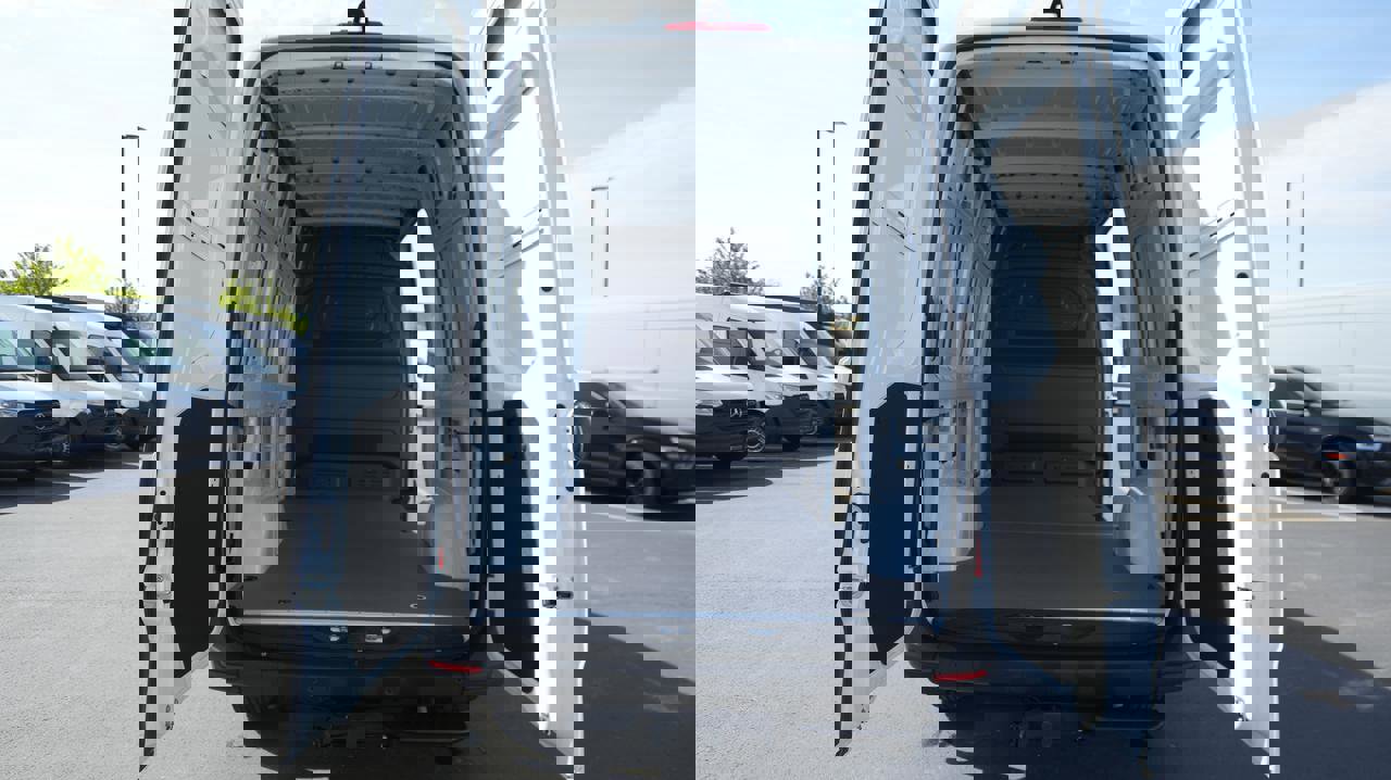 Used 2024 Mercedes-Benz Sprinter 144 Cargo image 7