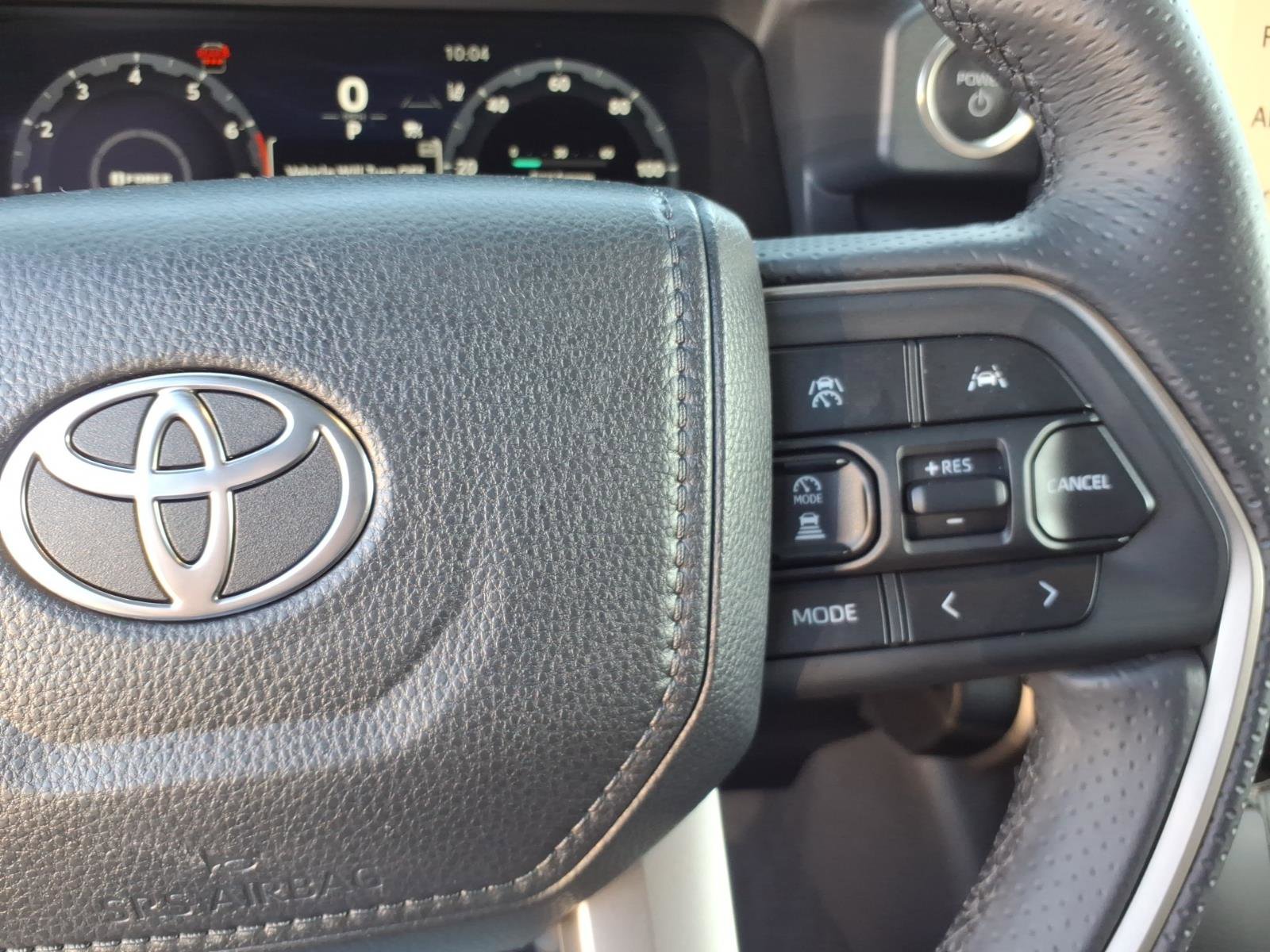 Used 2025 Toyota 4Runner Limited AWD/4WD image 17