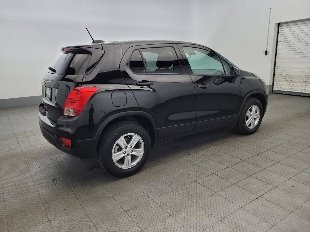 Used 2020 Chevrolet Trax LS w/ Tint and Cruise Package image 10