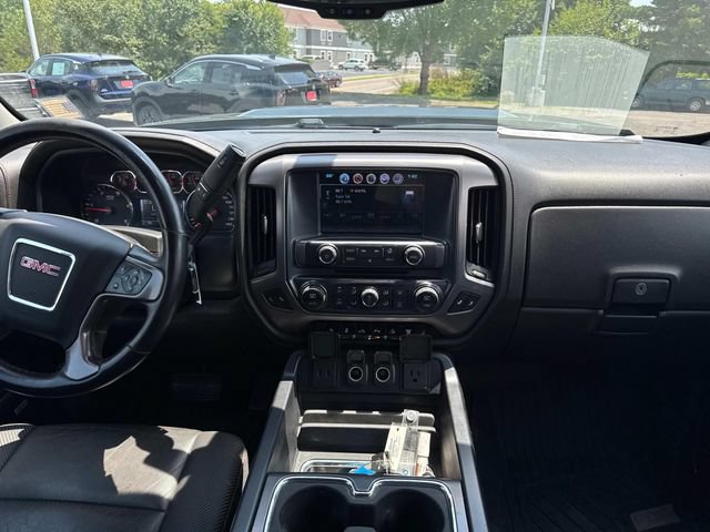 Used 2019 GMC Sierra 2500 SLT w/ All Terrain HD Package AWD/4WD image 19
