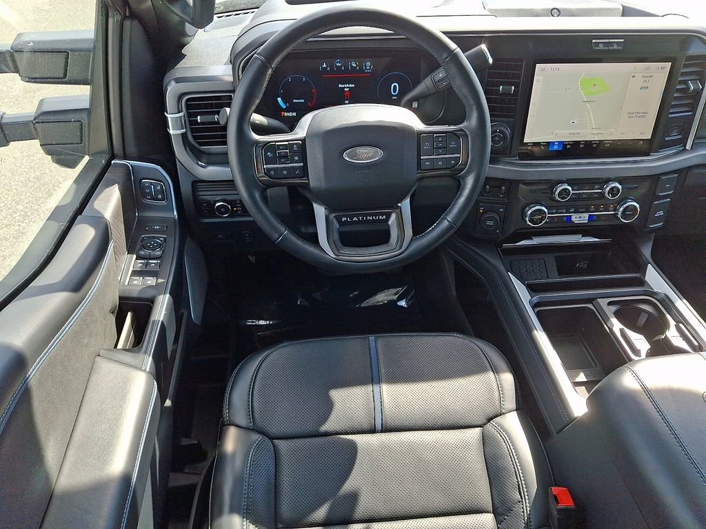 Used 2025 Ford F450 Platinum w/ FX4 Off-Road Package image 11