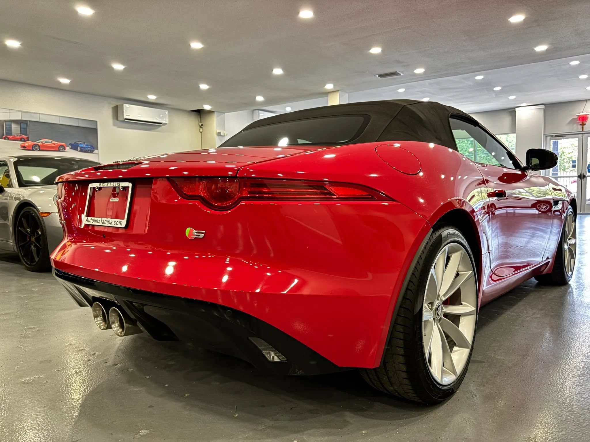 Used 2014 Jaguar F-TYPE S RWD image 8