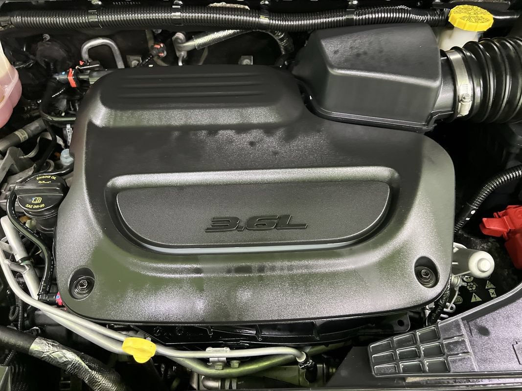 Used 2024 Chrysler Voyager LX FWD image 29