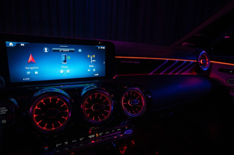 New 2025 Mercedes-Benz CLA 45 AMG 4MATIC image 18