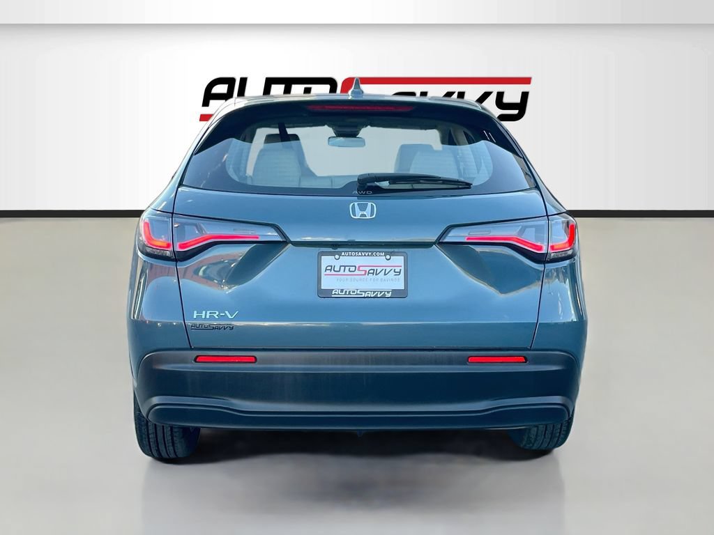 Used 2025 Honda HR-V LX image 6