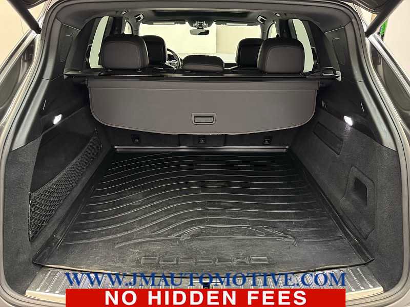 Used 2019 Porsche Cayenne image 17