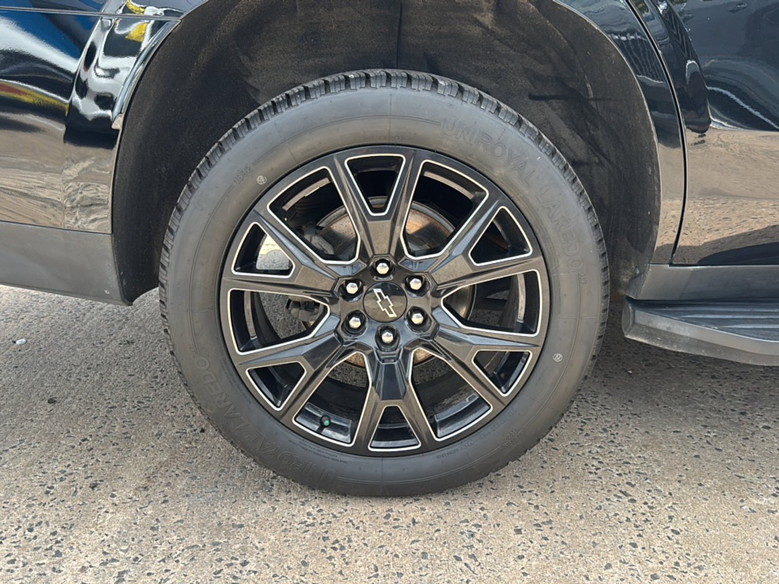 Used 2024 Chevrolet Tahoe High Country w/ Advanced Technology Package AWD/4WD image 47