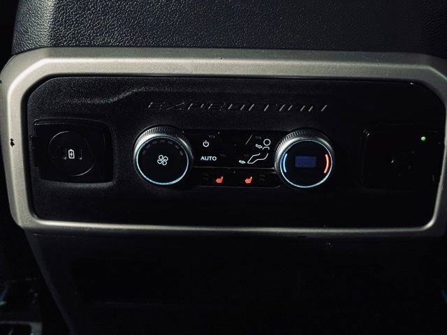 Used 2024 Ford Expedition Limited image 29