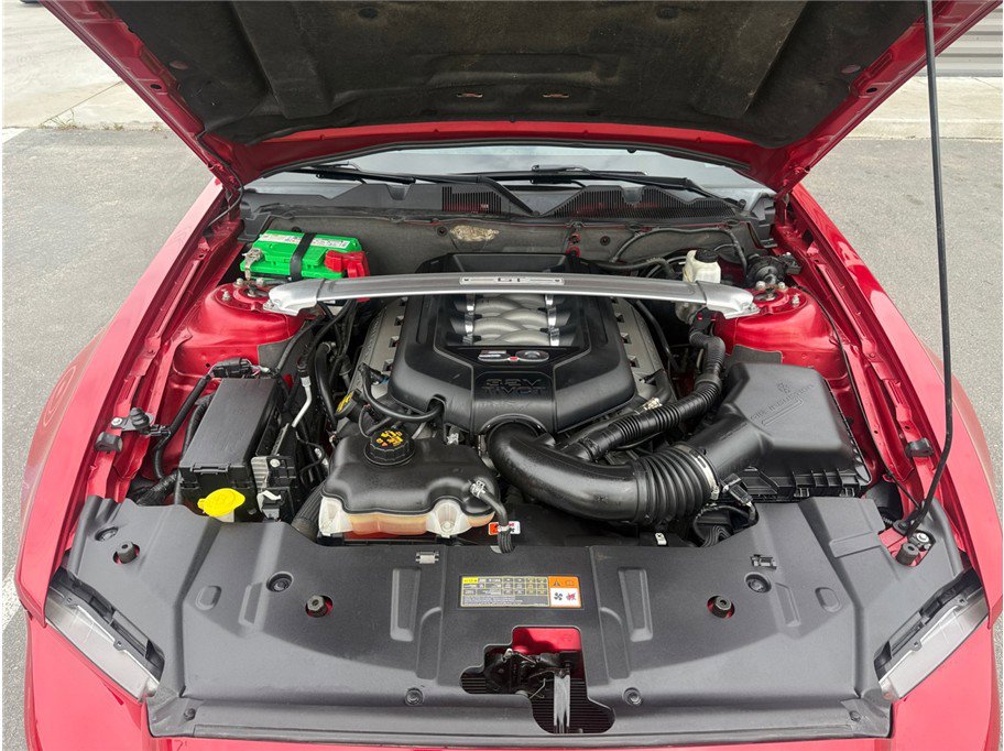 Used 2013 Ford Mustang GT RWD image 49